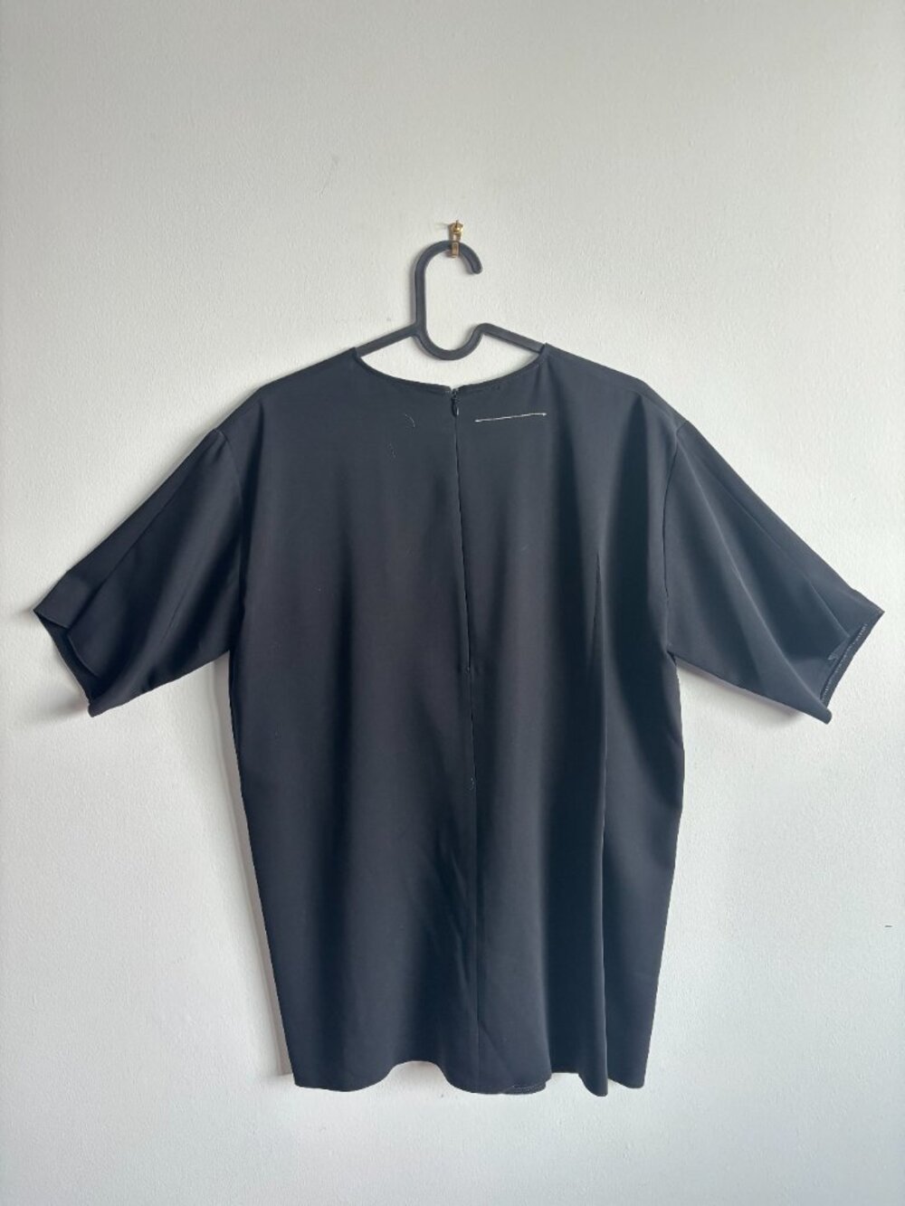MM6 Maison Margiela Black Top - Picture 2 of 4